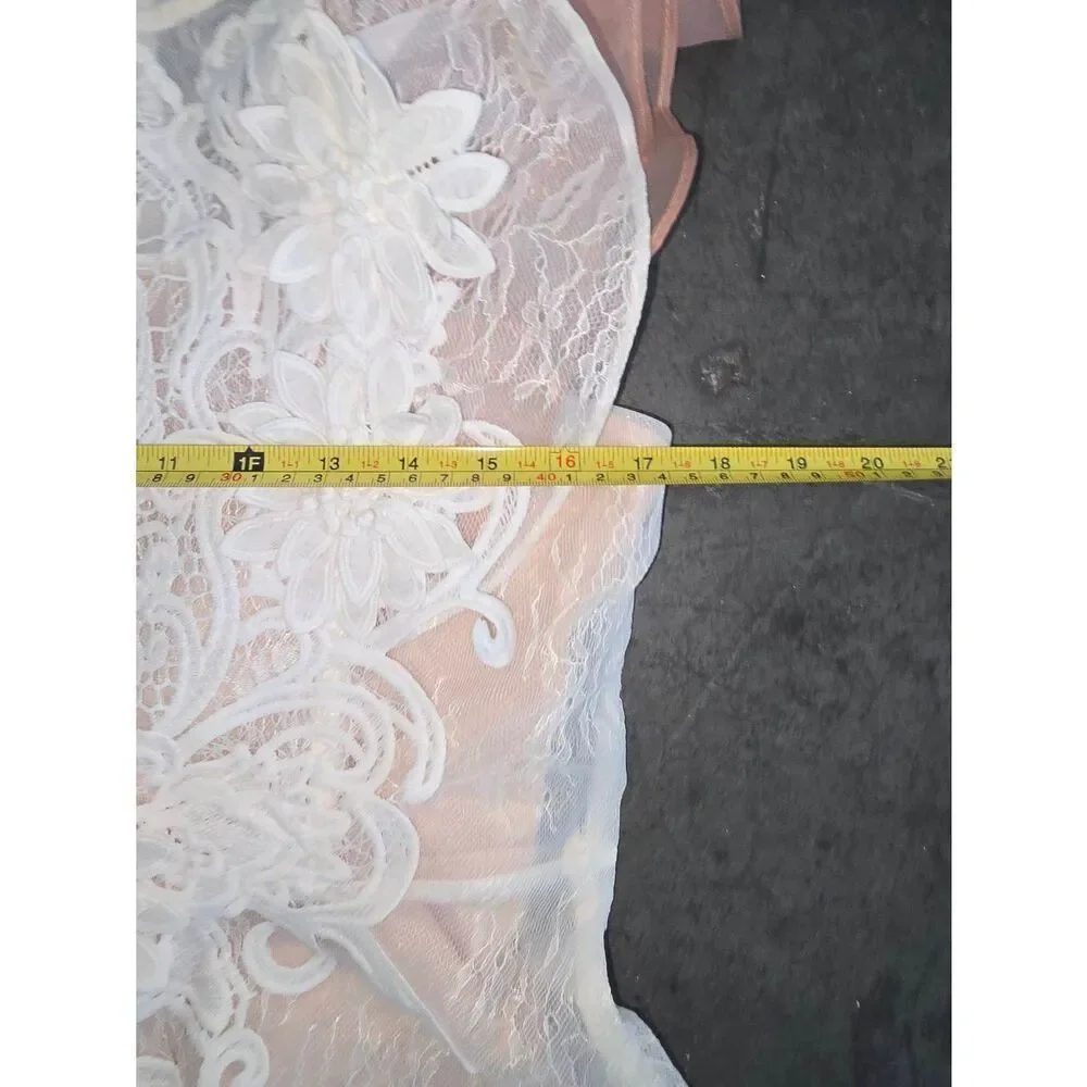 Aimili Lace Lined Dress - Picture 12 of 14